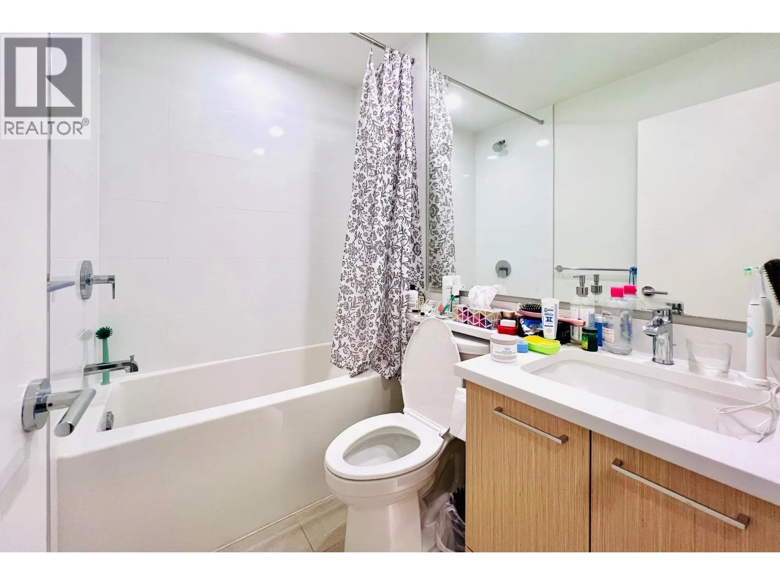 209 7588 16TH STREET