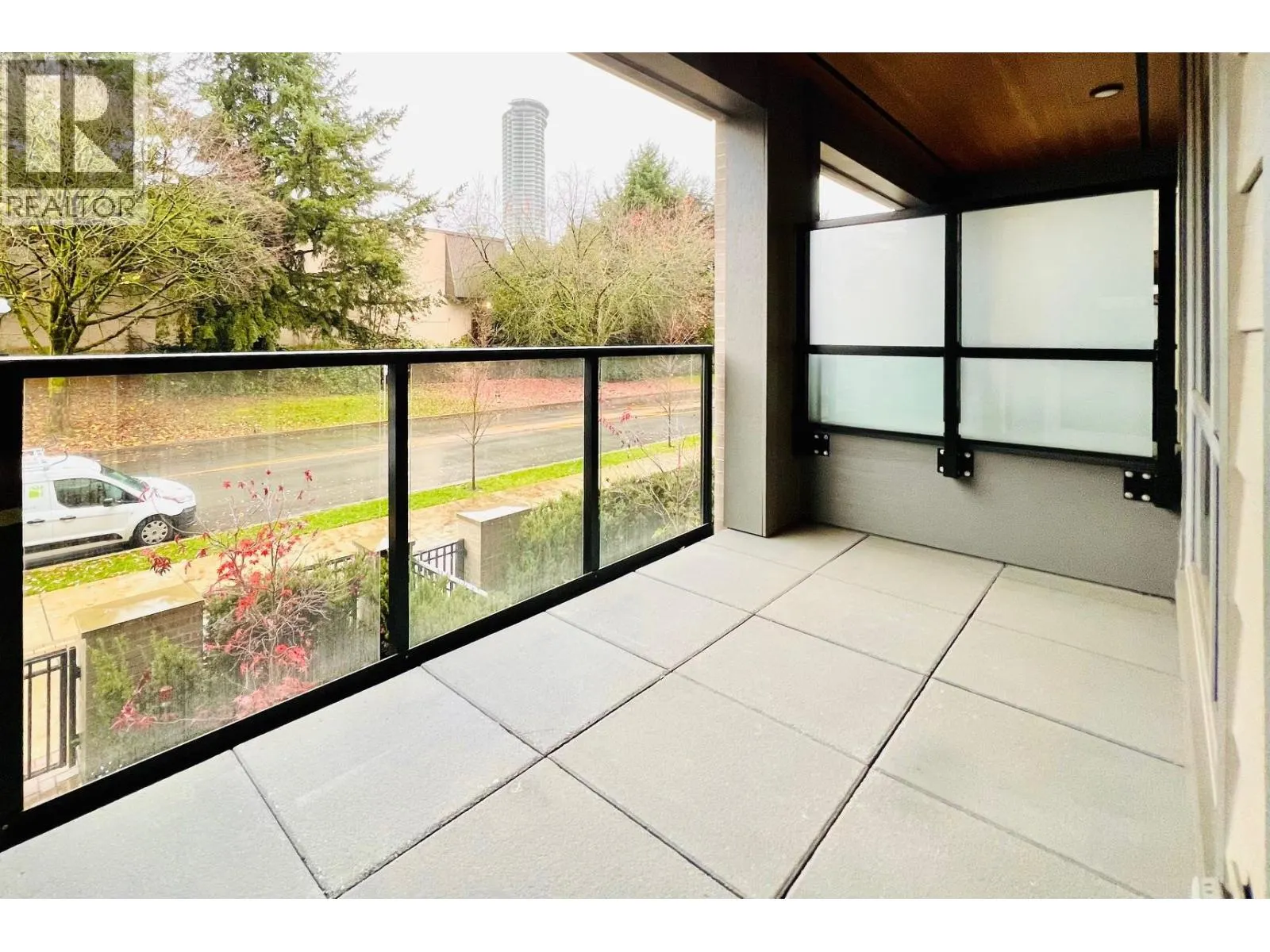 209 7588 16TH STREET