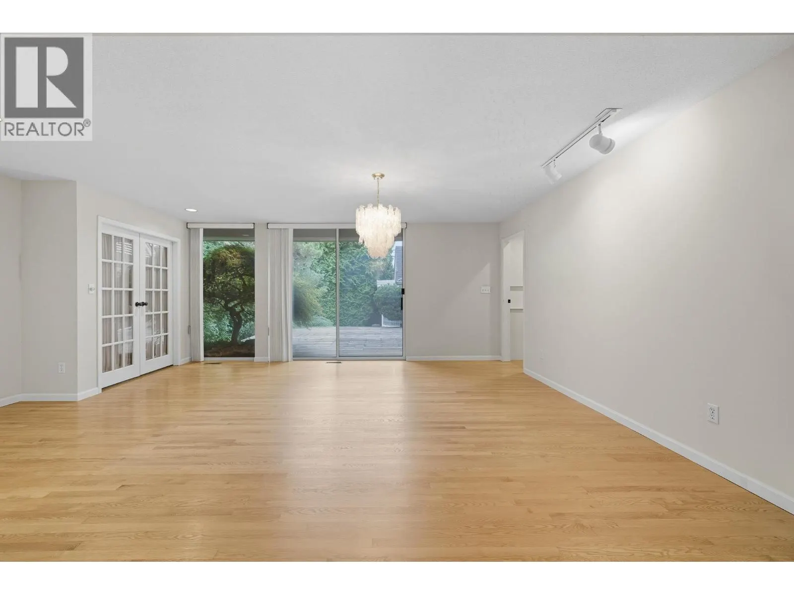 6189 ANGUS DRIVE