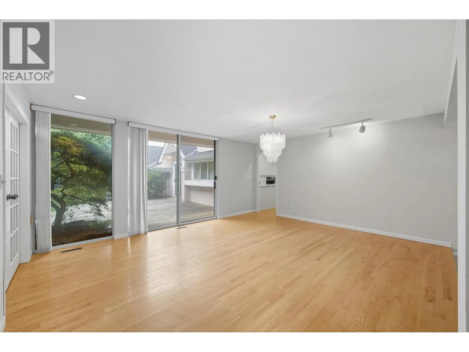 6189 ANGUS DRIVE