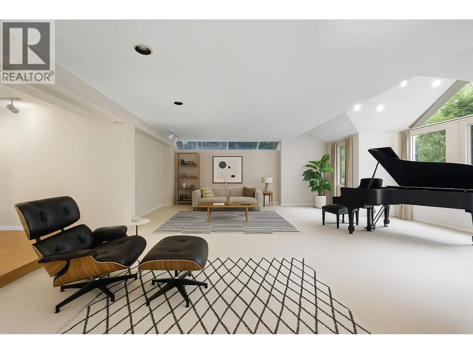 6189 ANGUS DRIVE