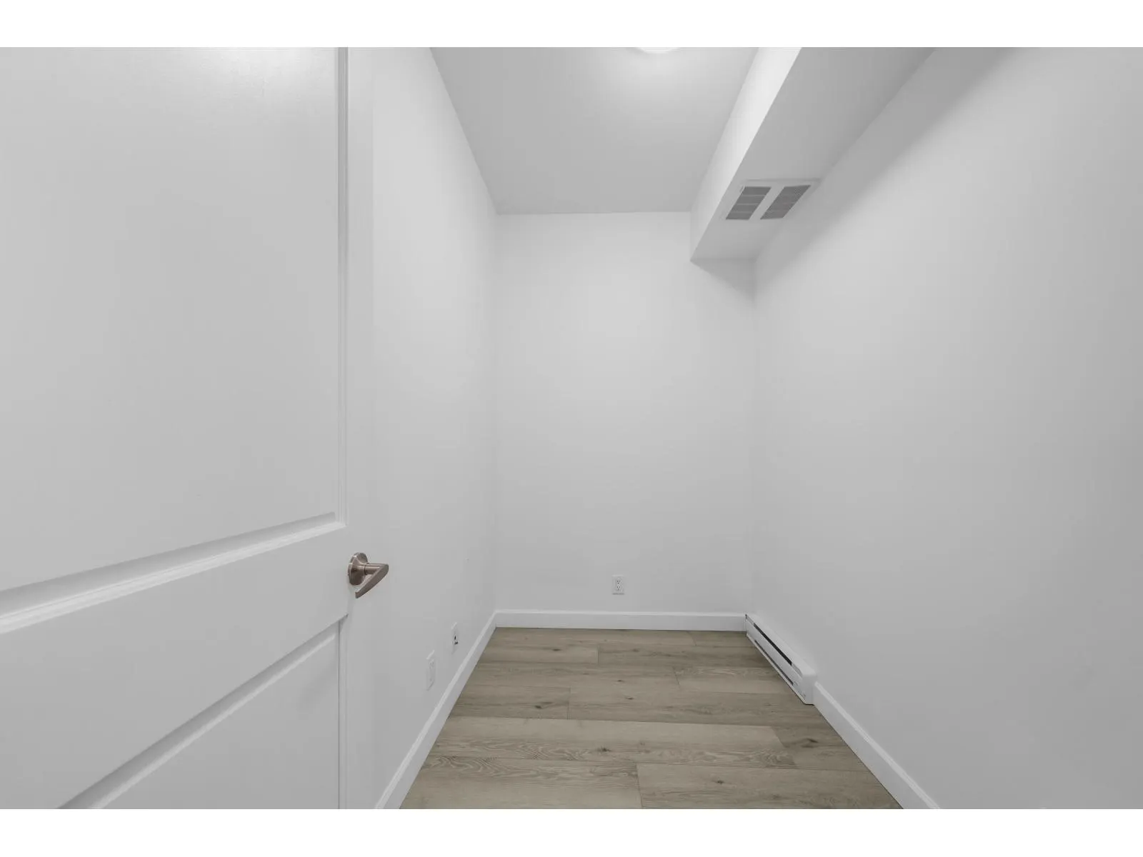 202 20376 86 AVENUE
