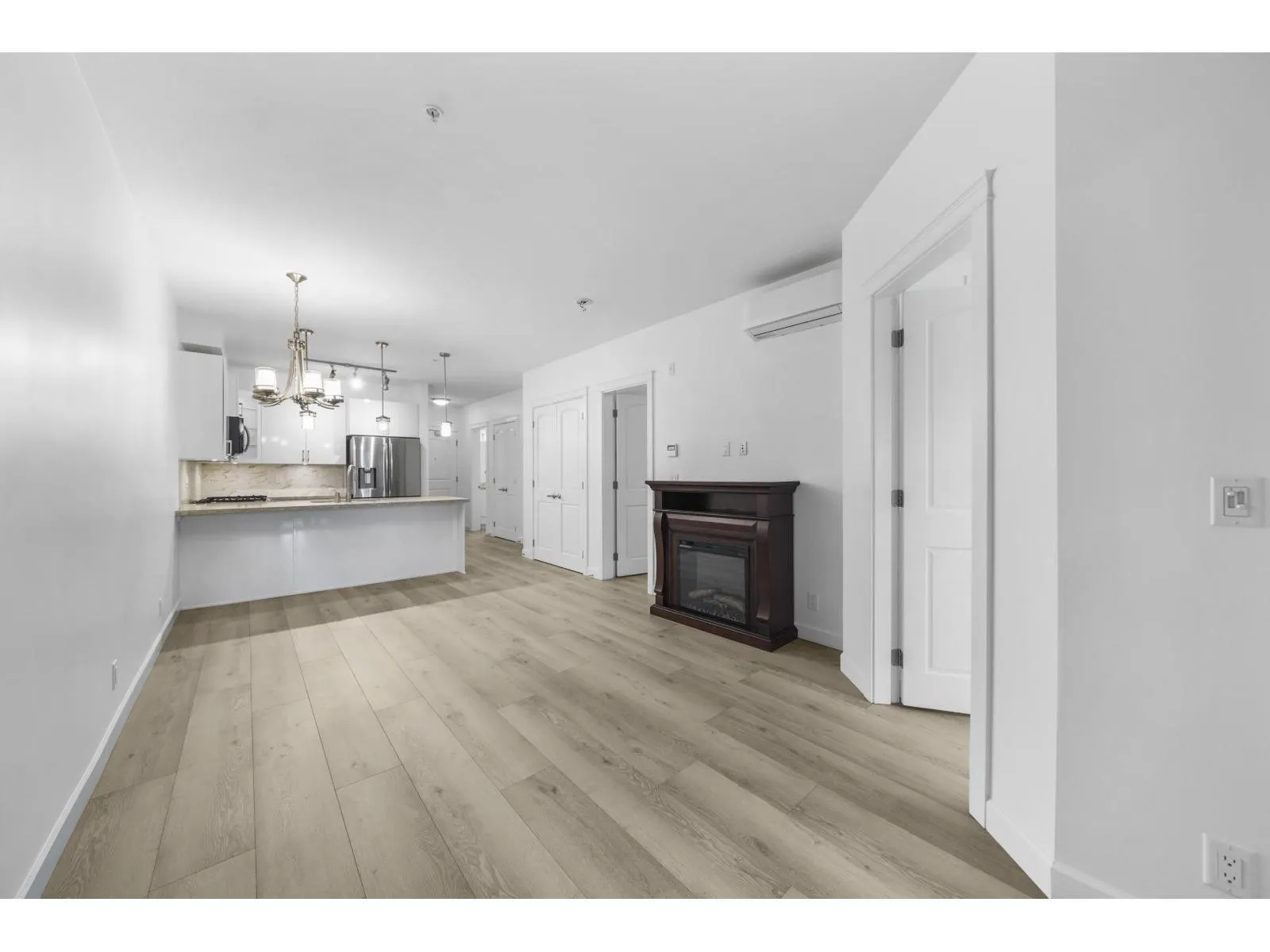 202 20376 86 AVENUE