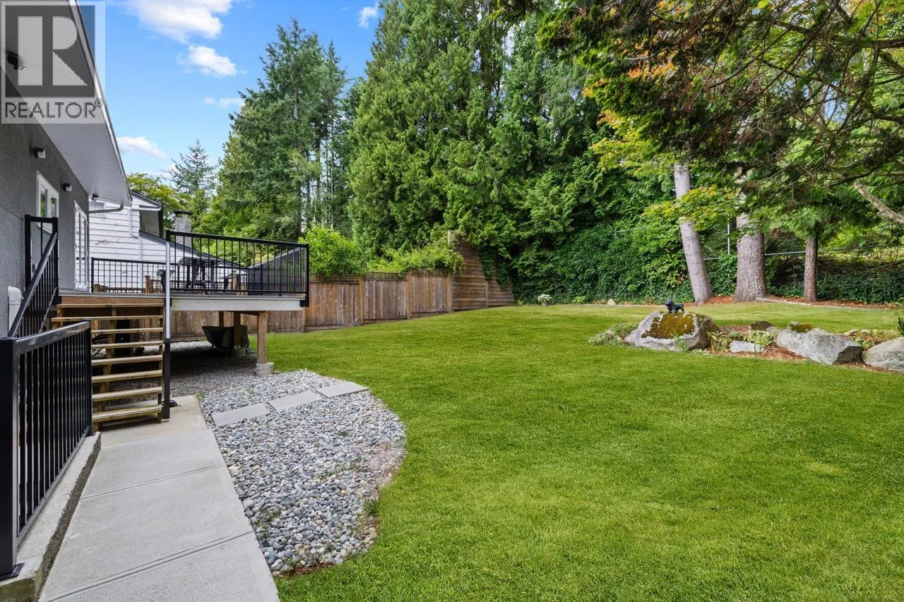2996 PLYMOUTH DRIVE