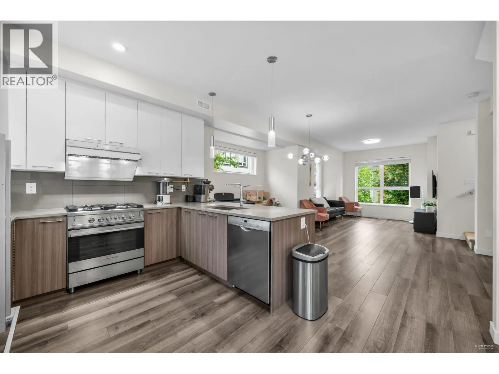 63 10311 RIVER DRIVE