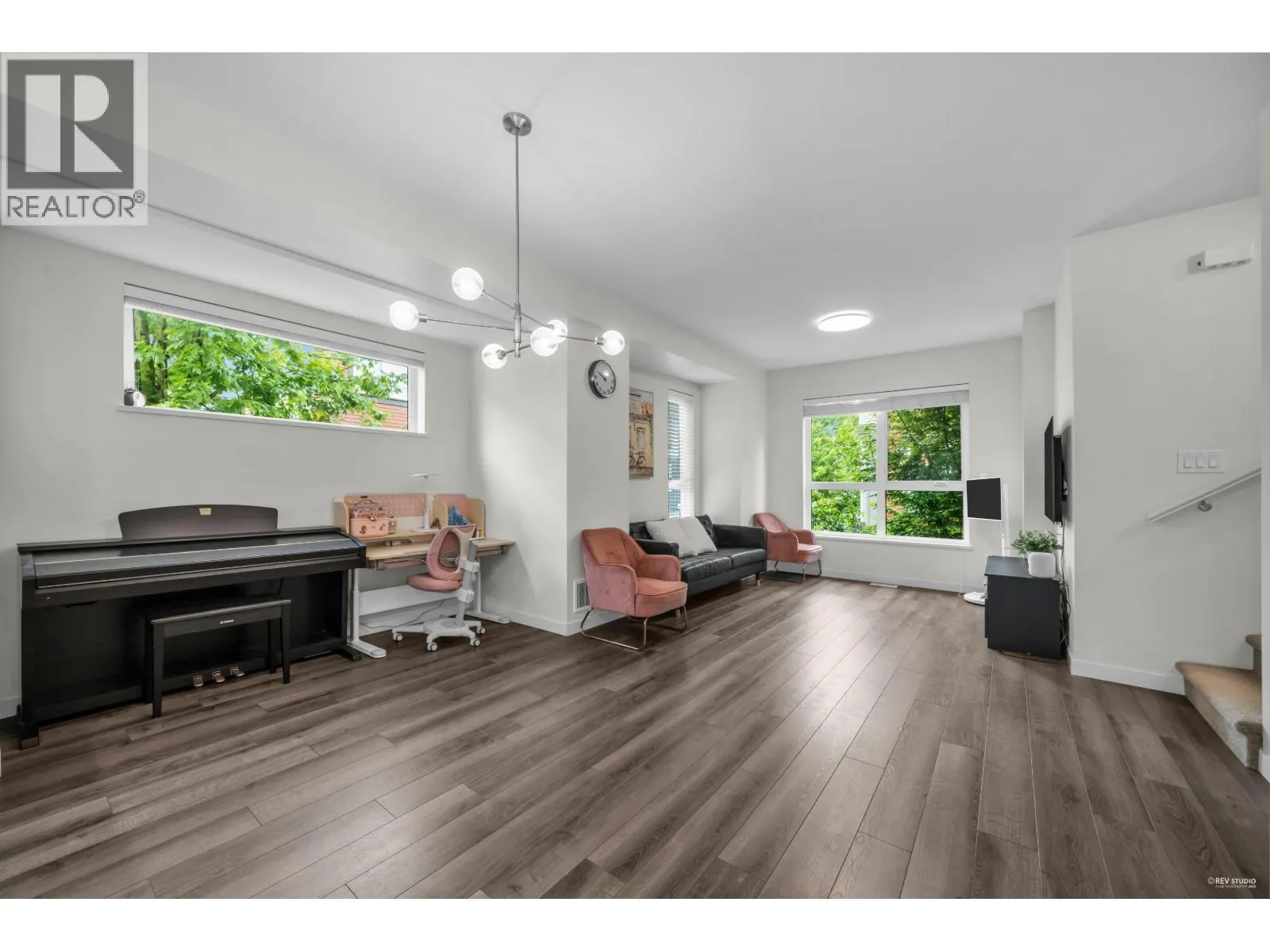 63 10311 RIVER DRIVE