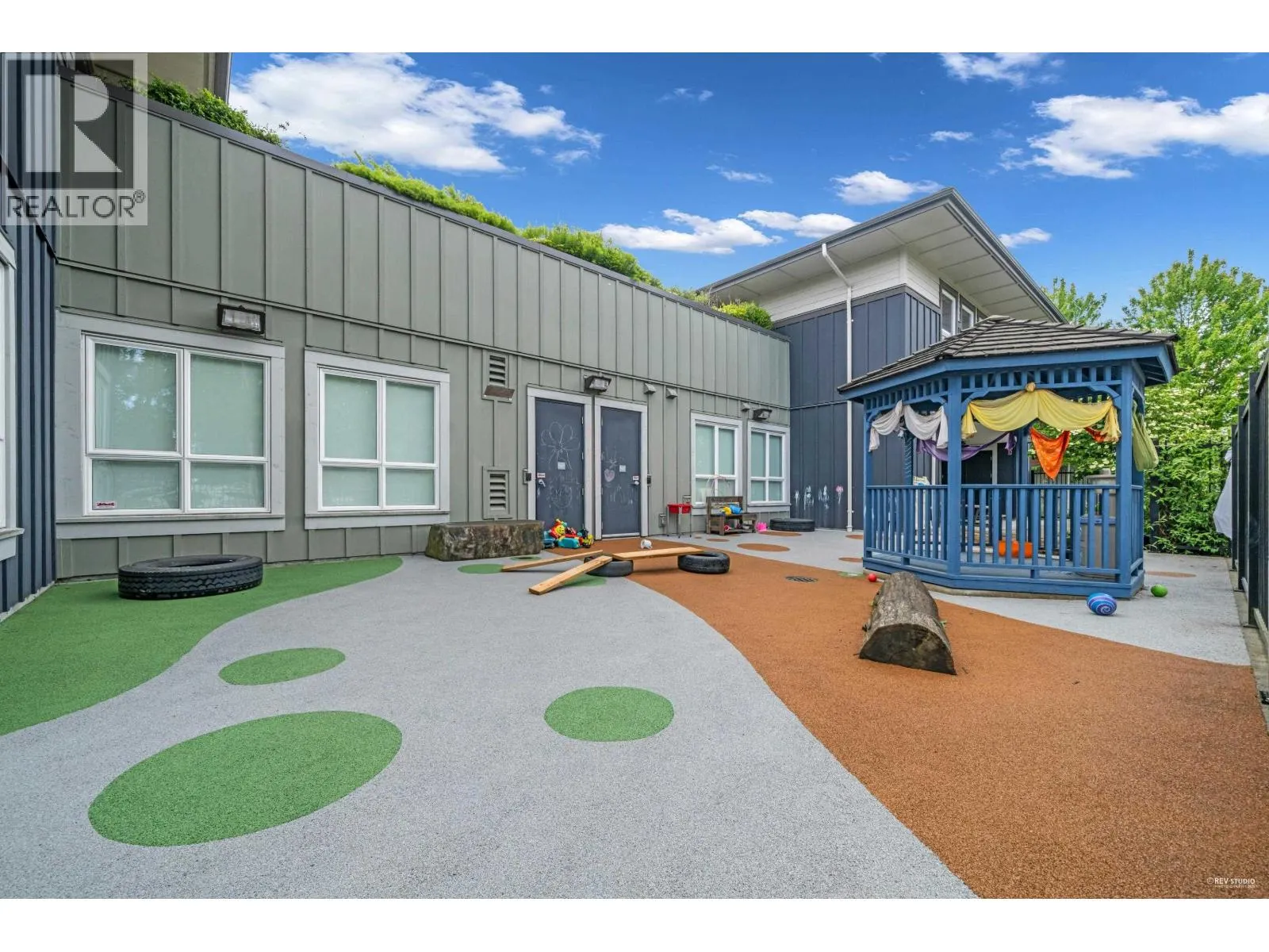 63 10311 RIVER DRIVE
