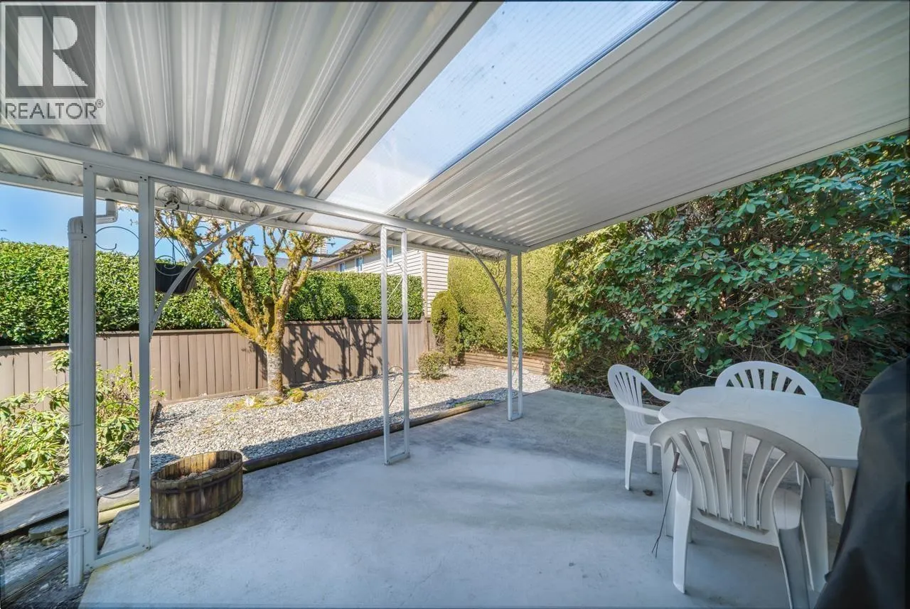8008 WOODHURST DRIVE