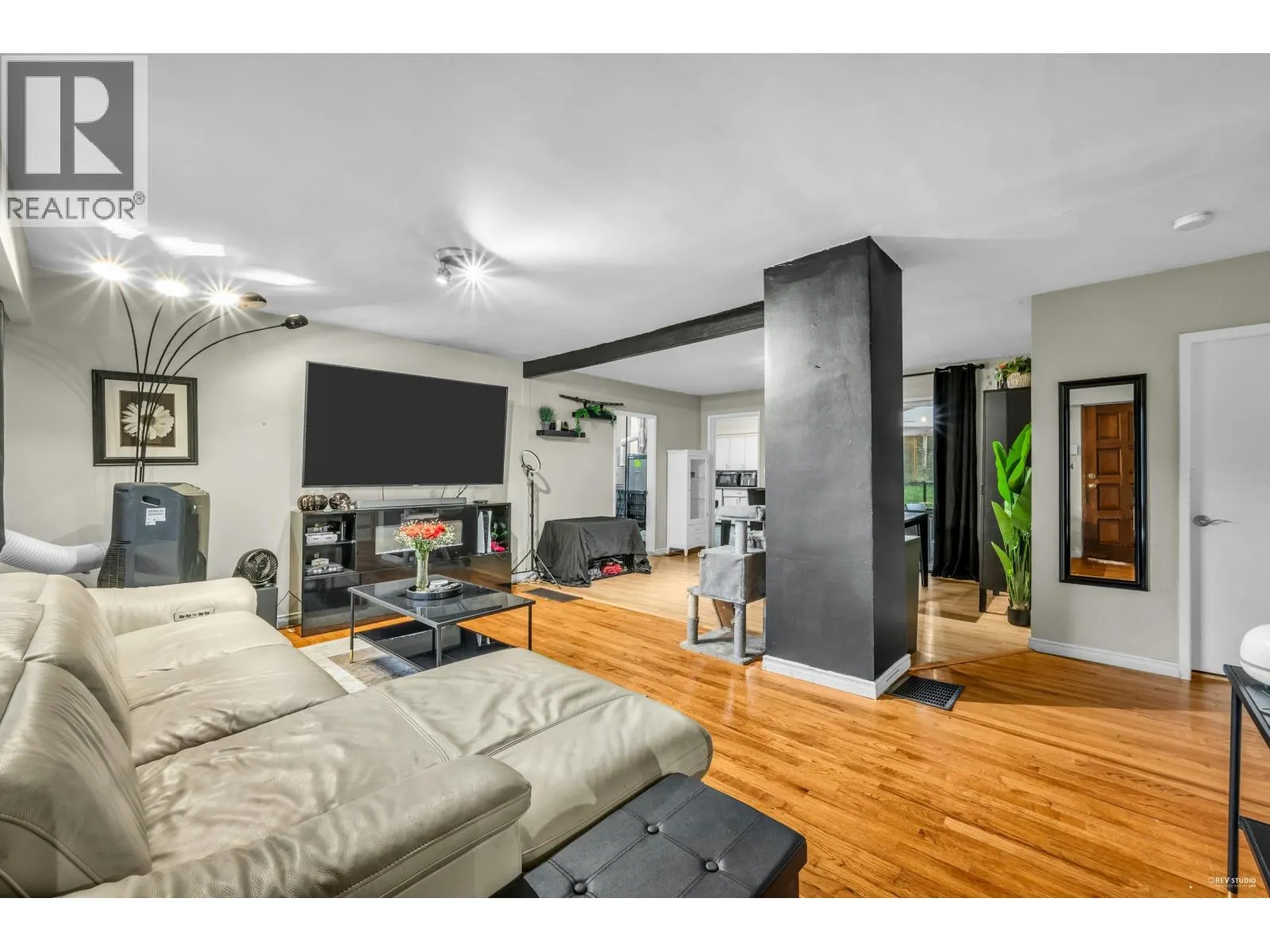 929 CLARKE ROAD