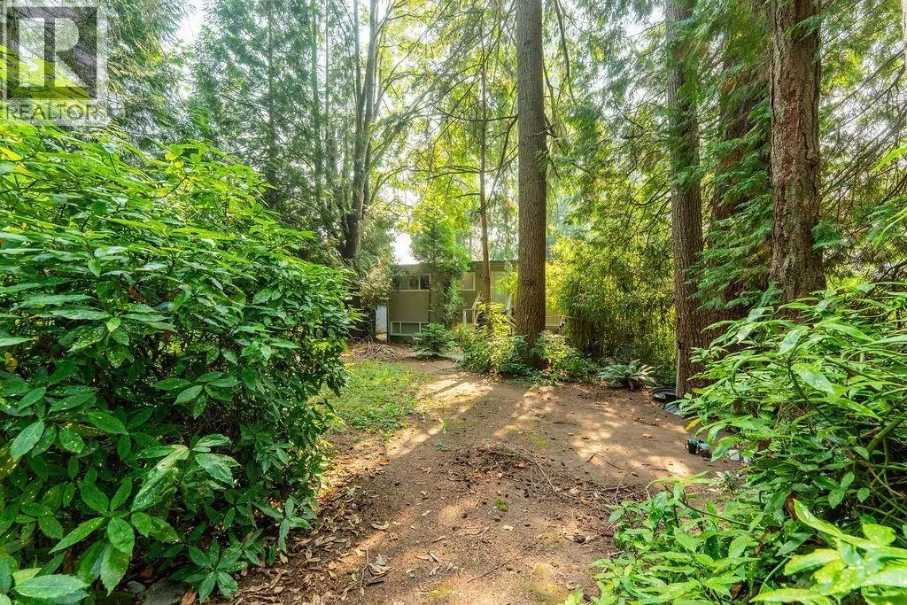 643 PLYMOUTH DRIVE