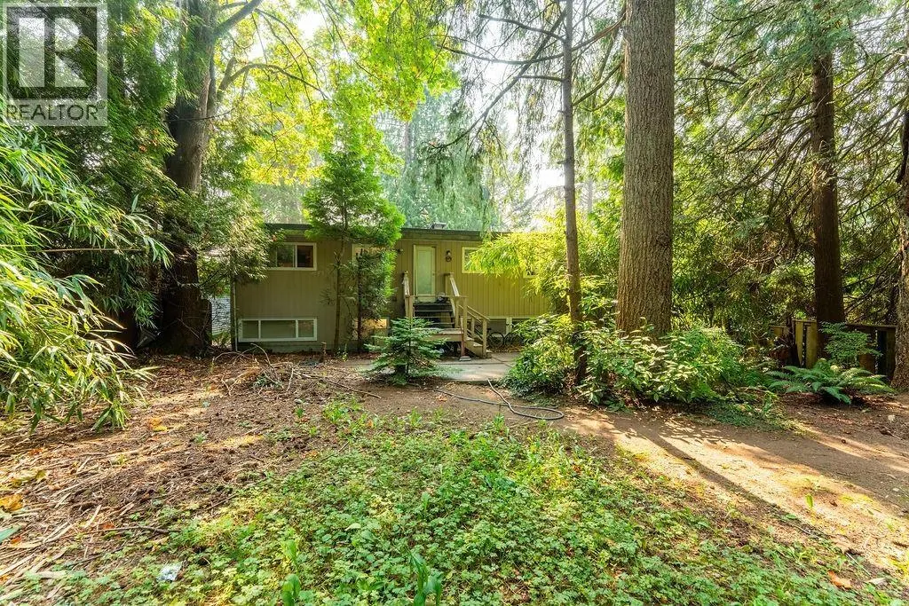 643 PLYMOUTH DRIVE
