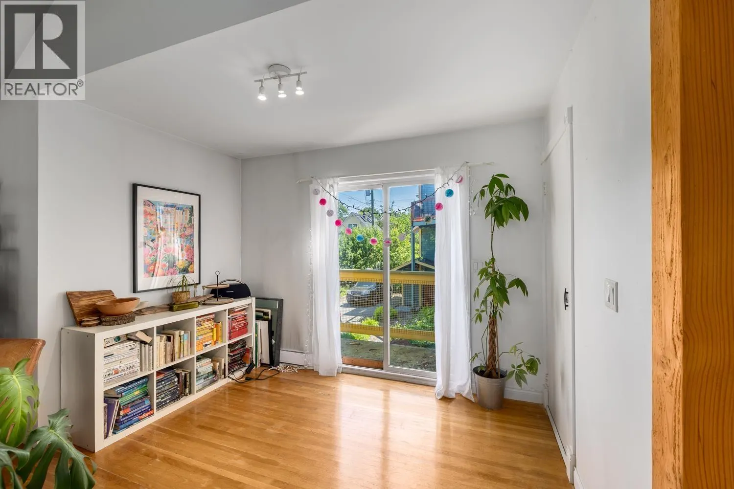 765 KEEFER STREET