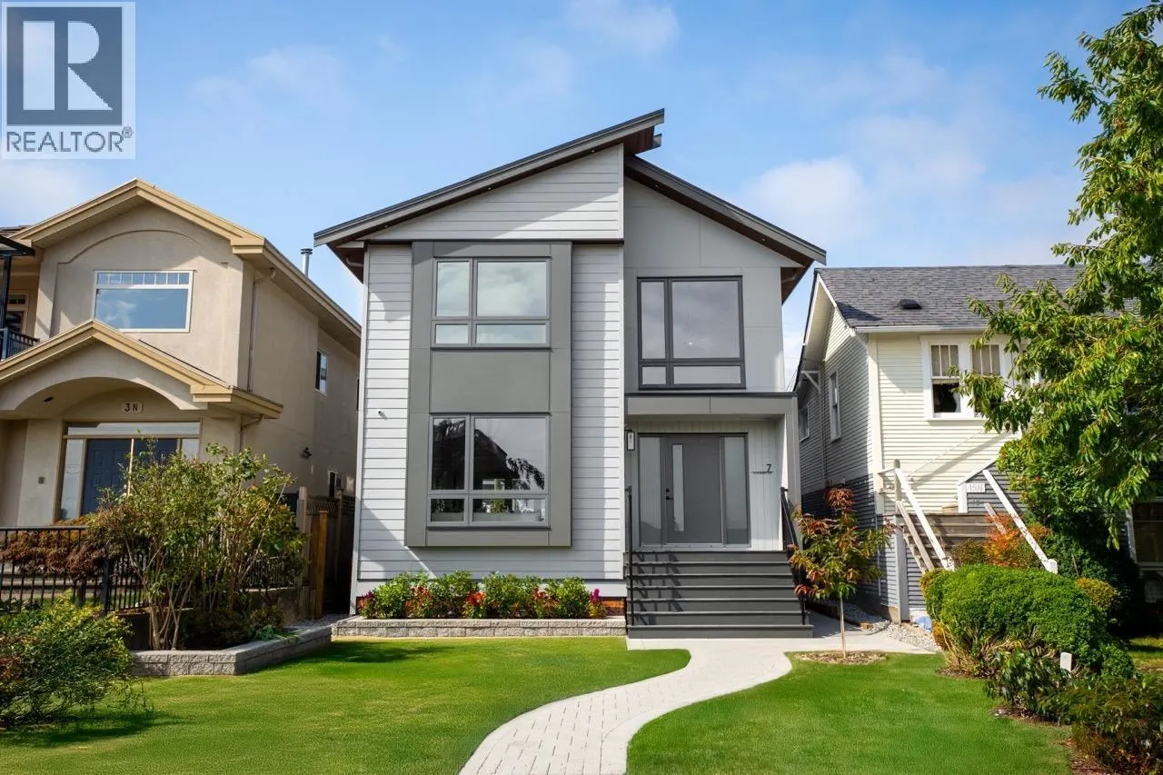 7 N HOWARD AVENUE