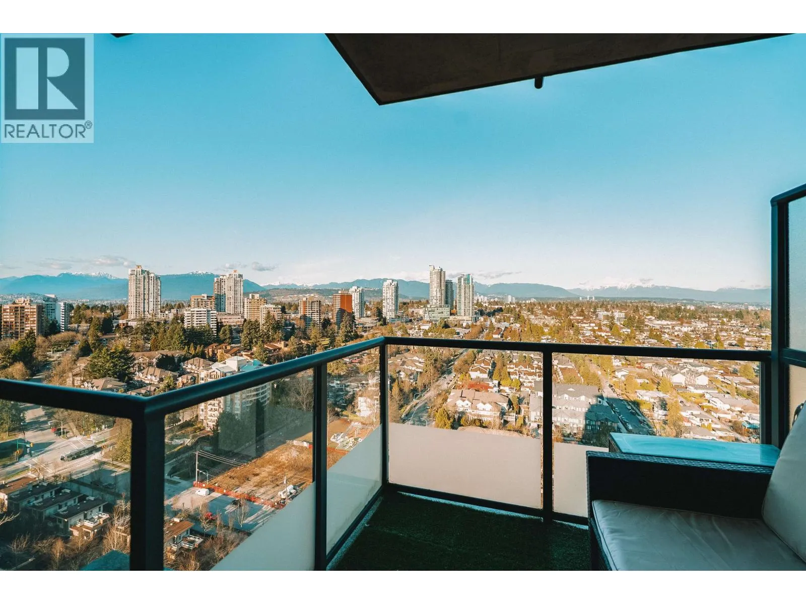 2905 7088 18TH AVENUE