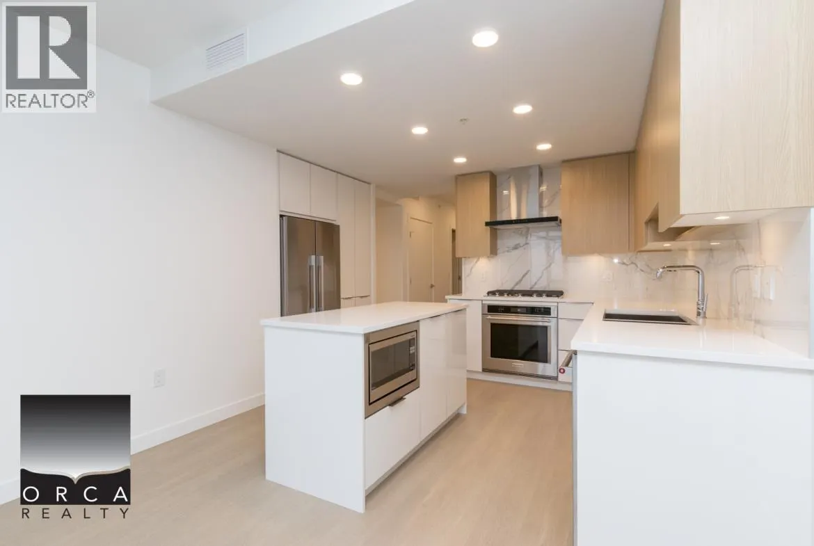 1607 7683 PARK CRESCENT