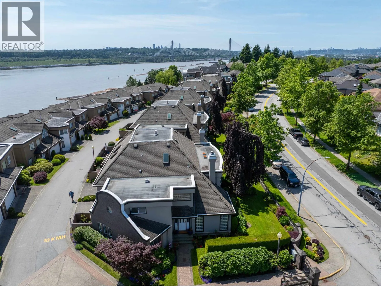 15 788 CITADEL DRIVE