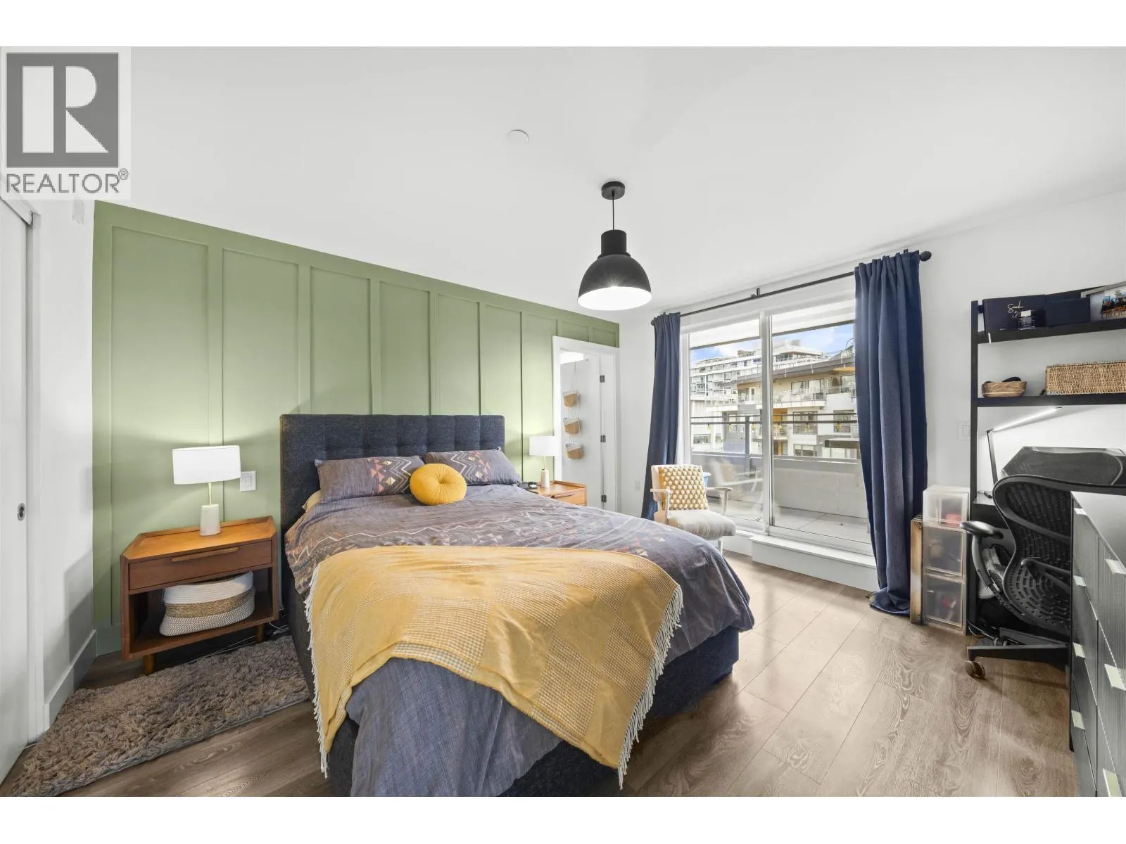615 3488 SAWMILL CRESCENT