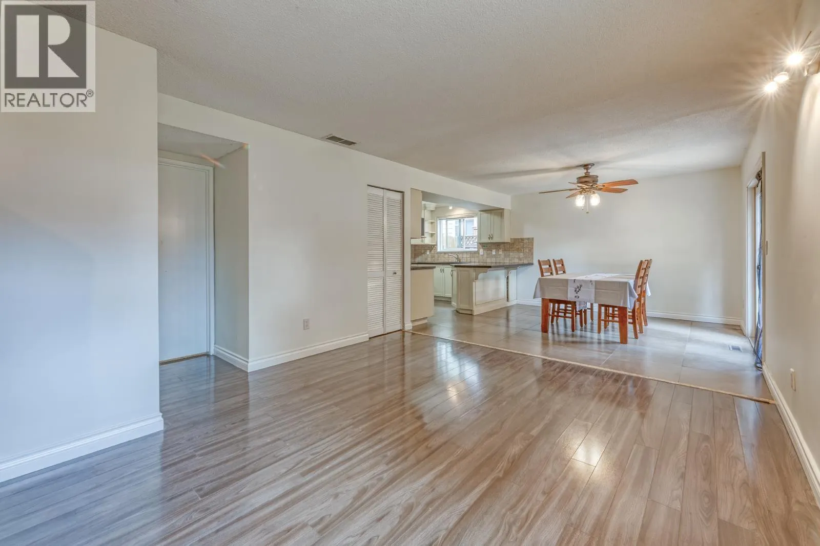 1309 NESTOR STREET