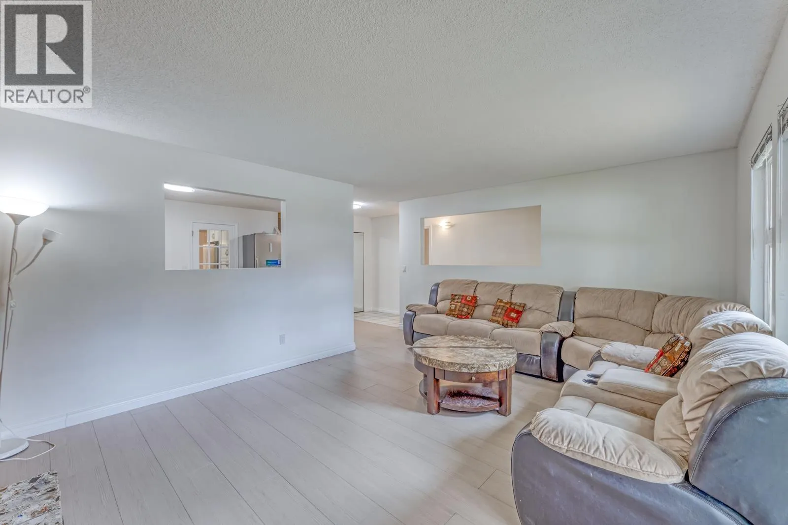 1309 NESTOR STREET