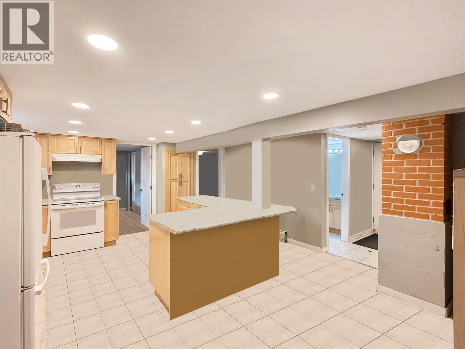 2365 LAURIER CRESCENT