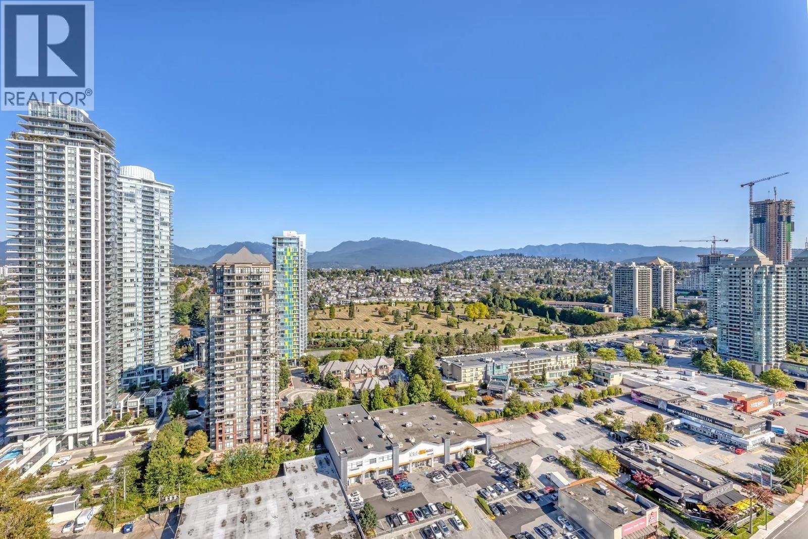 2806 4168 LOUGHEED HIGHWAY