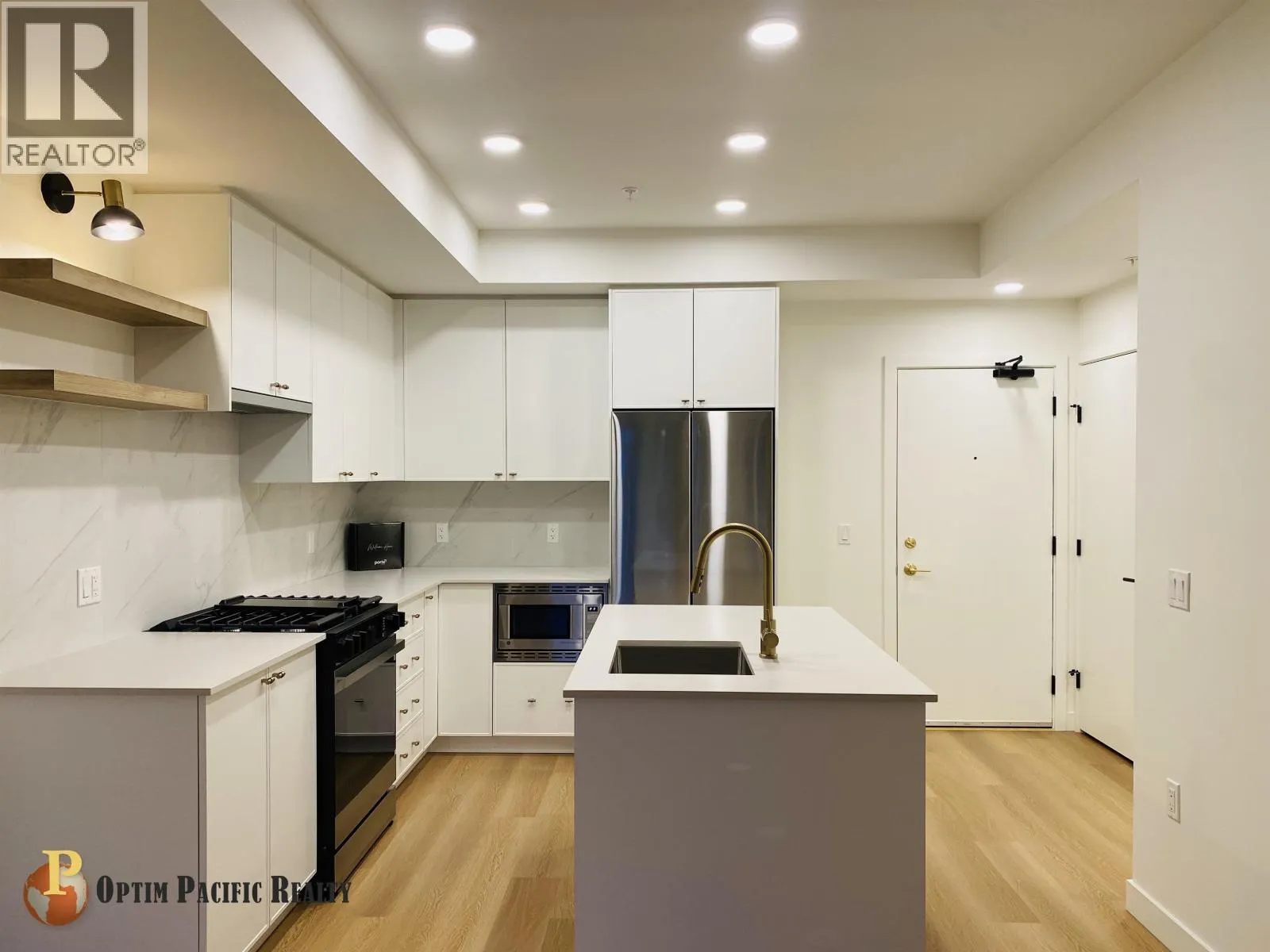 5XX 215 MCBAY LANE