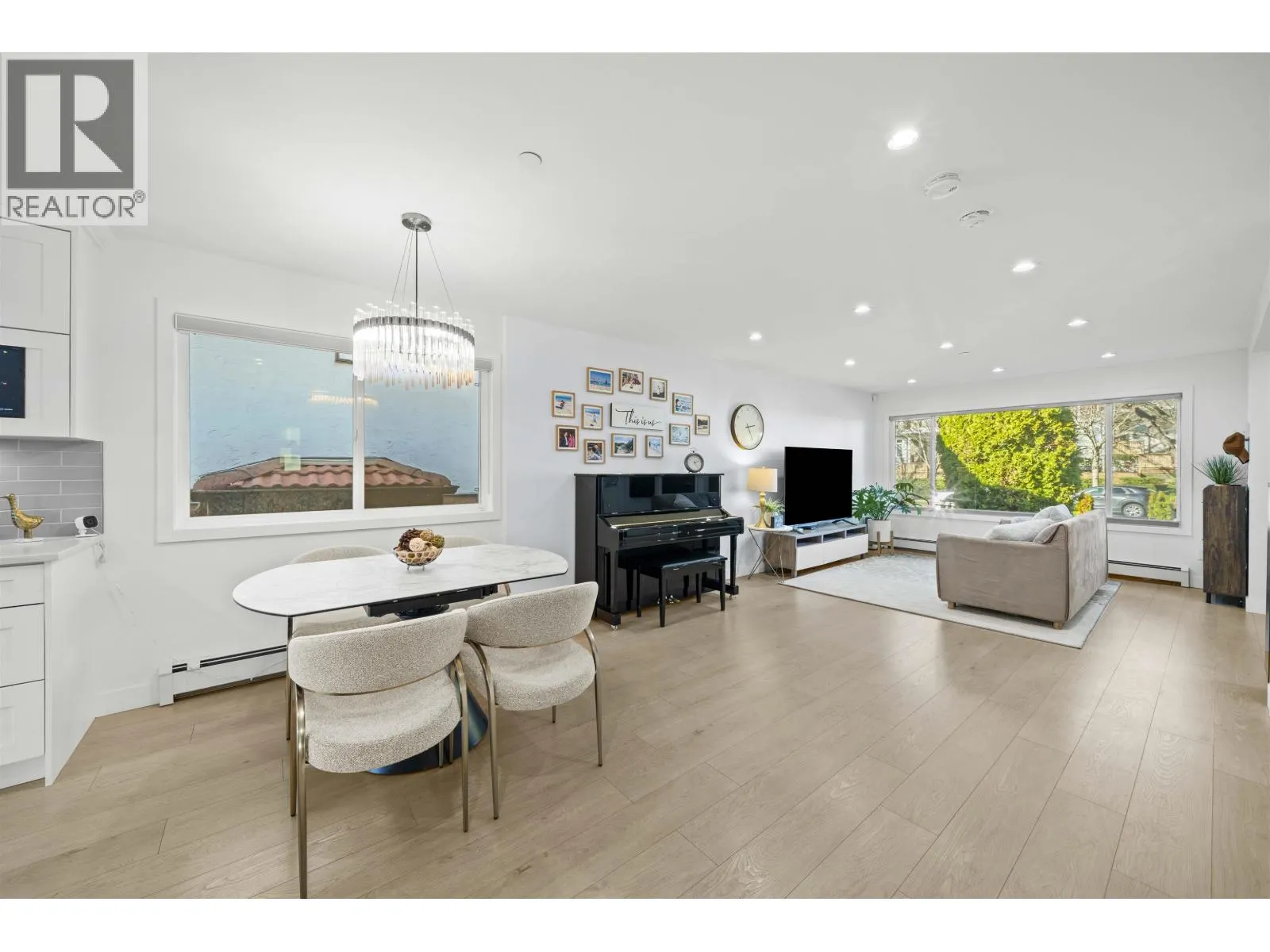 870 W 59TH AVENUE