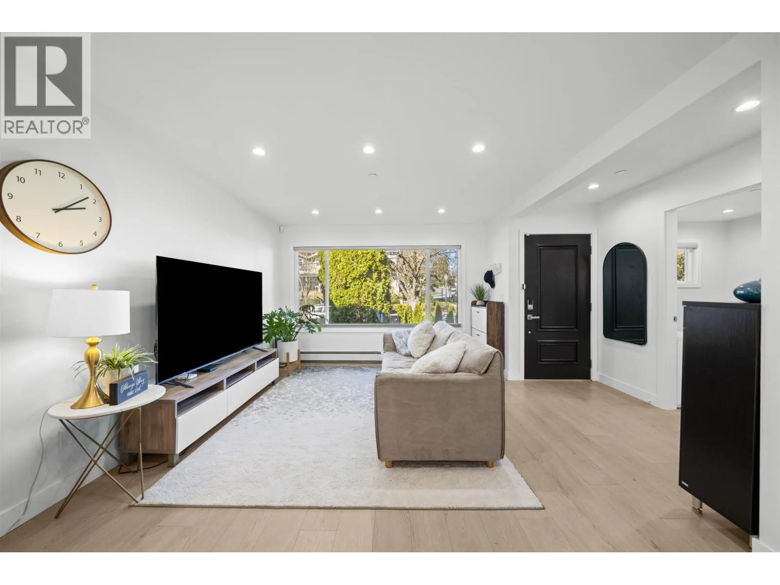 870 W 59TH AVENUE
