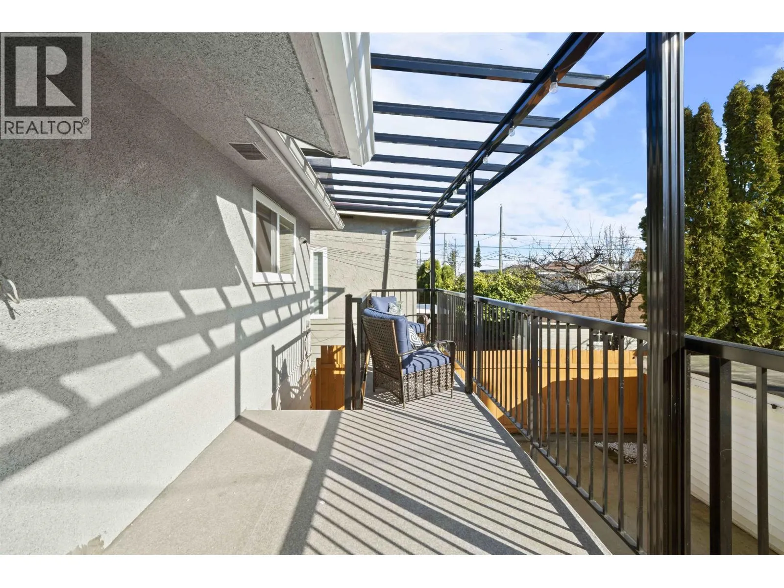 870 W 59TH AVENUE