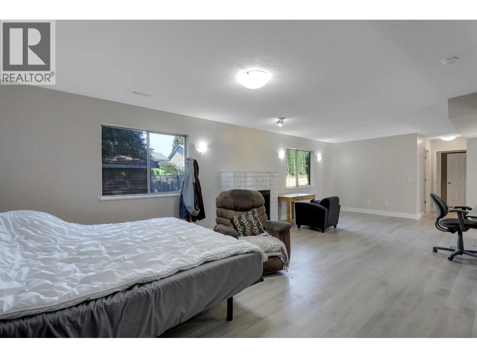 21105 RIVER ROAD