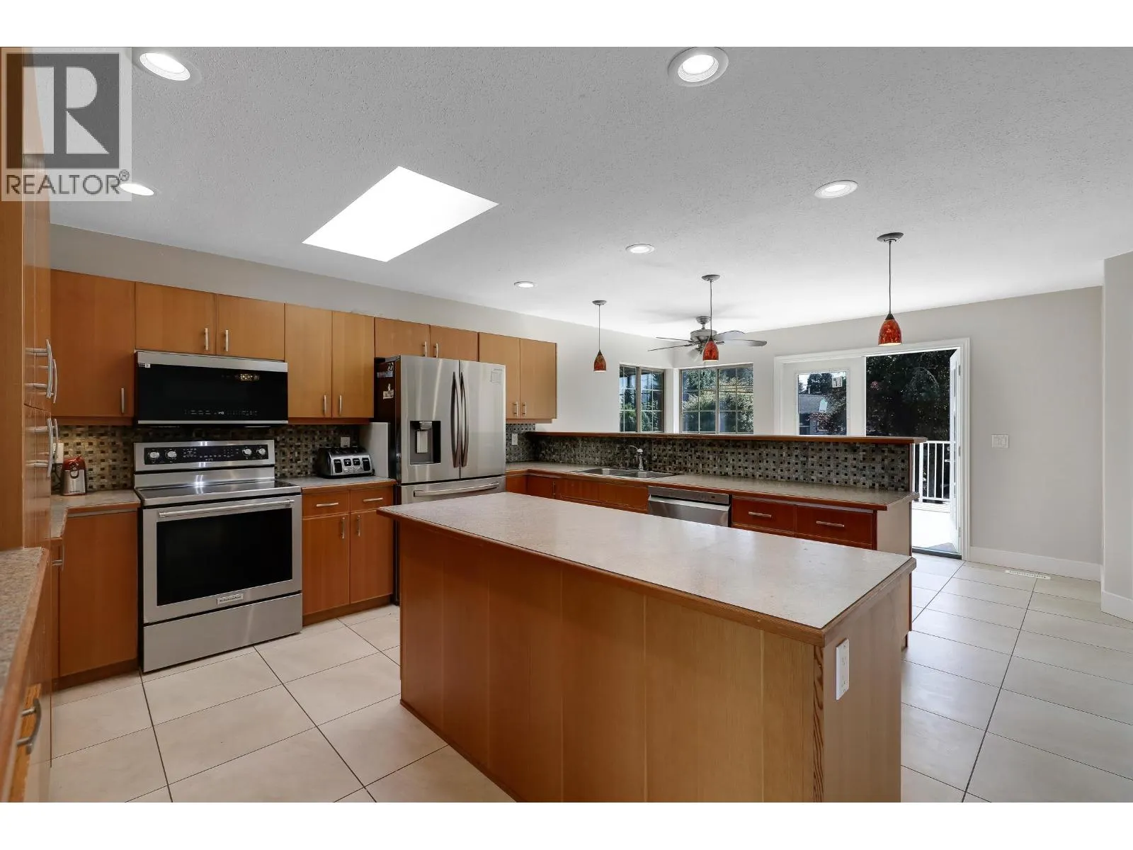 21105 RIVER ROAD