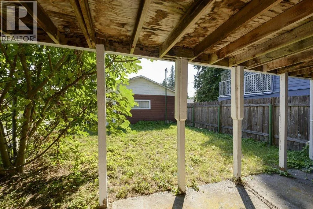 535 W 15TH STREET