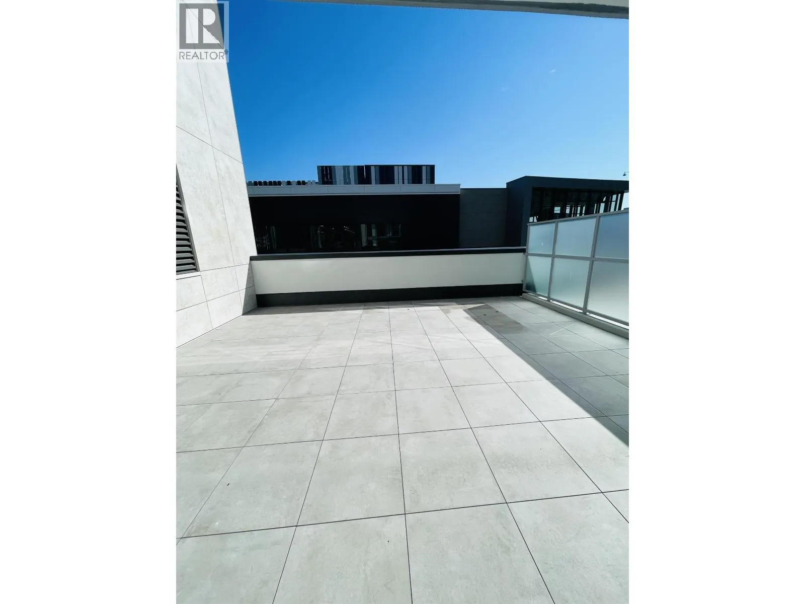 216 6600 MINORU BOULEVARD