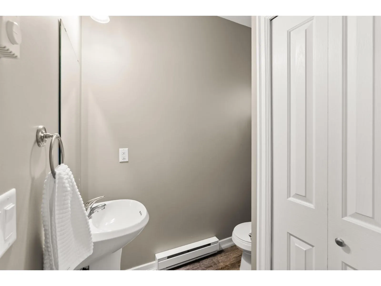 23 46778 HUDSON ROAD|Promontory