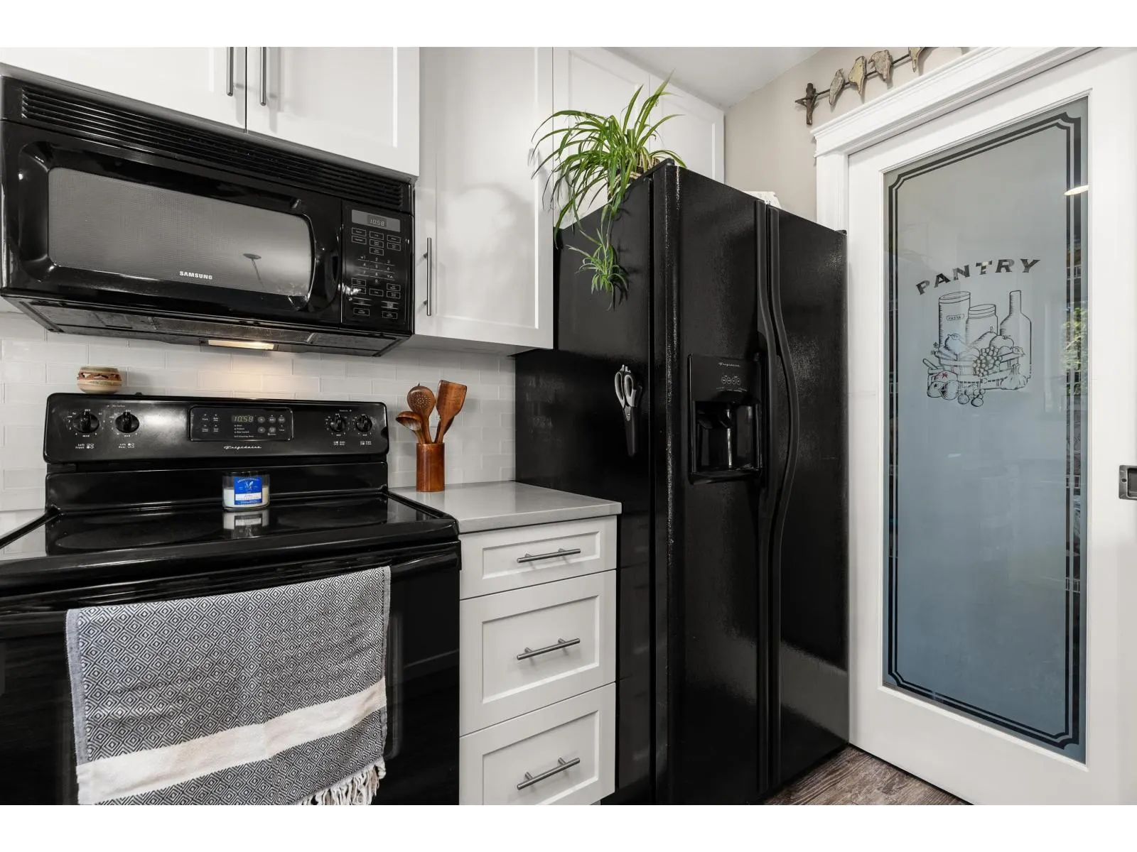 23 46778 HUDSON ROAD|Promontory