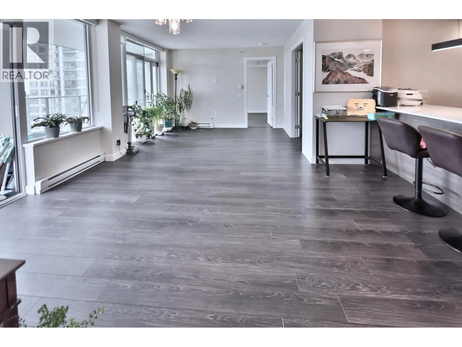 1804 602 COMO LAKE AVENUE