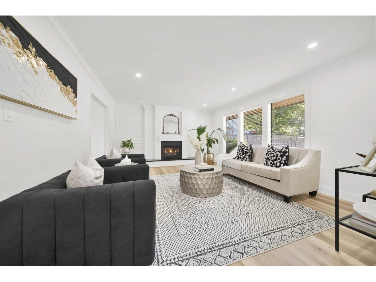 11473 ROYAL CRESCENT