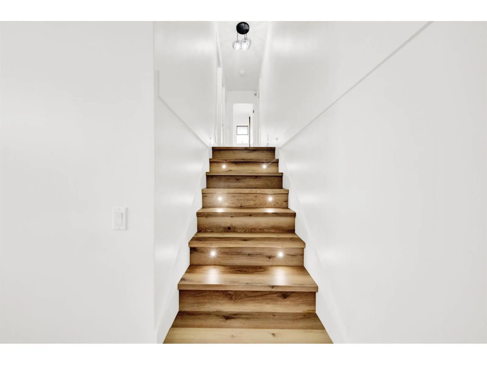 11473 ROYAL CRESCENT