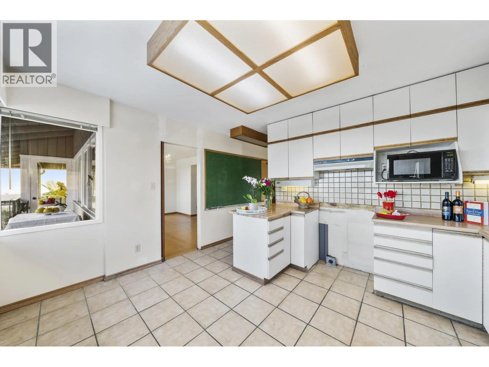 437 E 29TH STREET