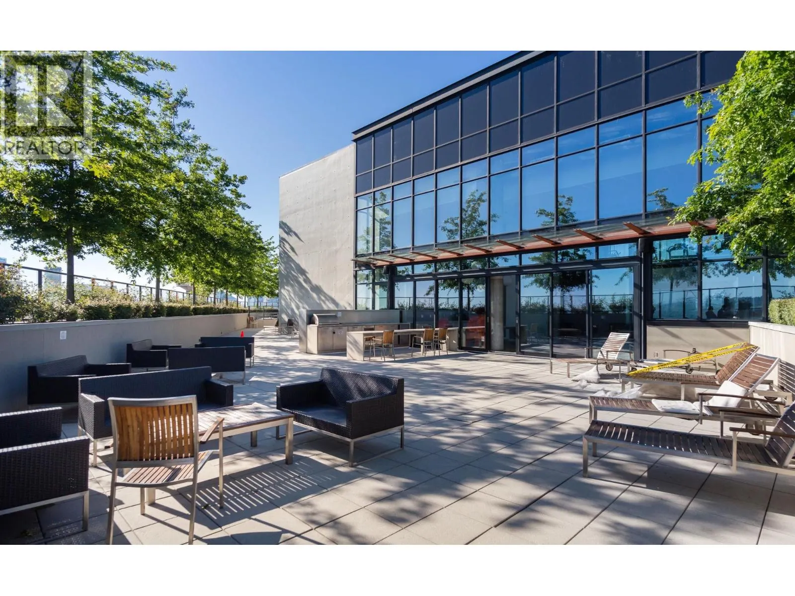 165 108 W CORDOVA STREET