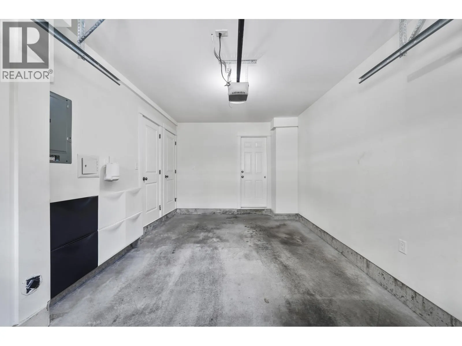 118 3382 VIEWMOUNT DRIVE