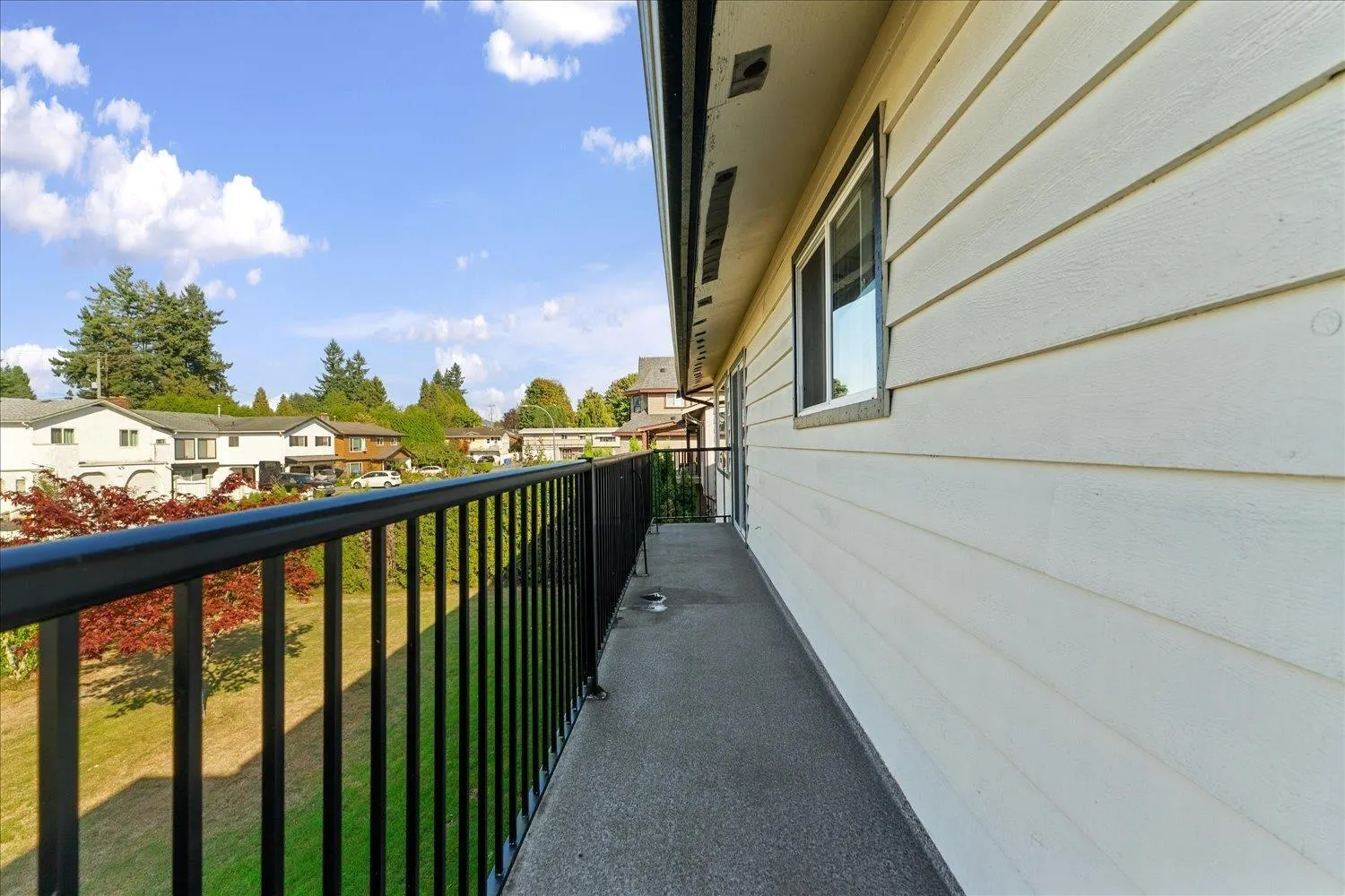 1943 CATALINA CRESCENT