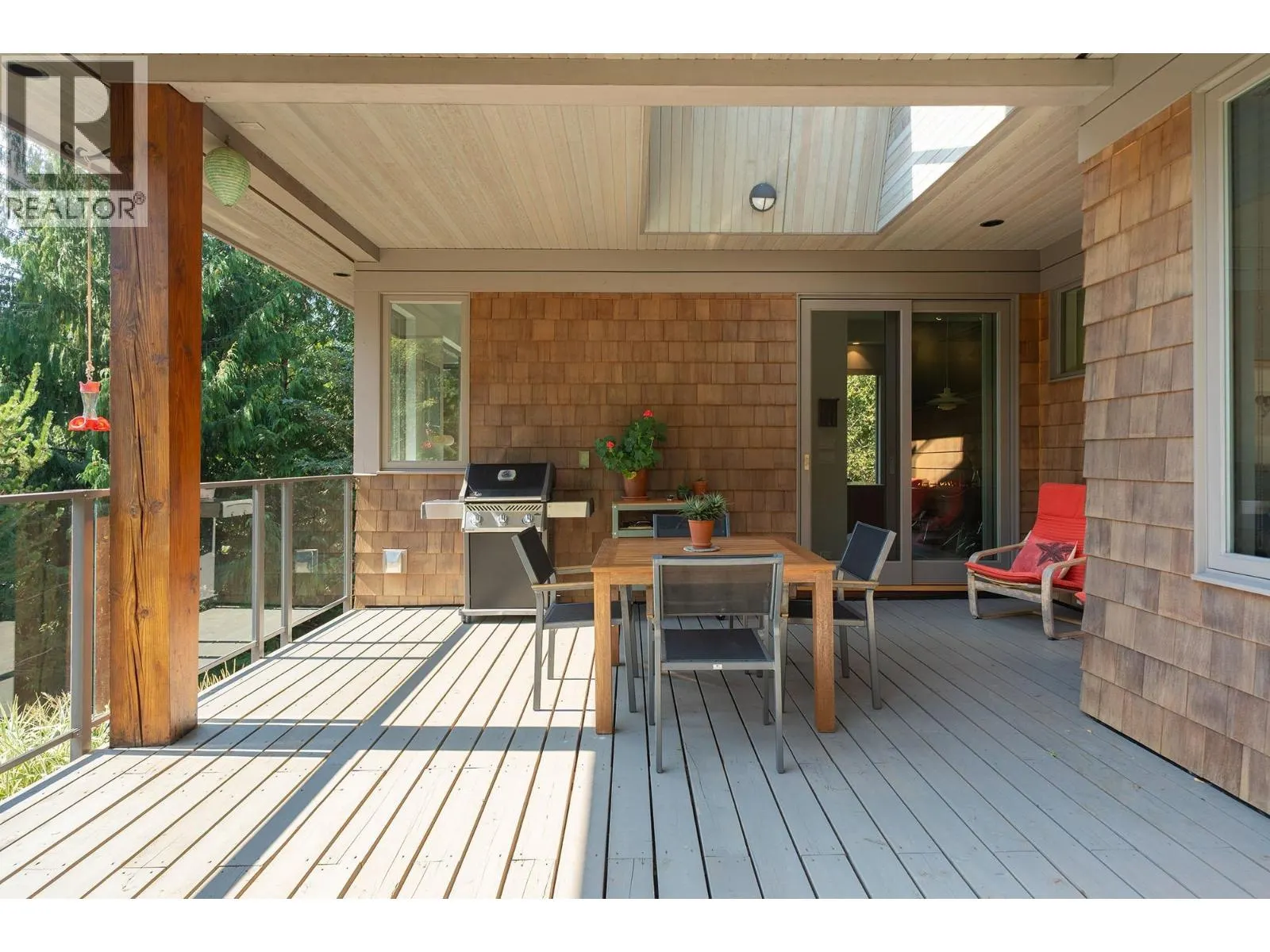 1754 FRANCES WALK