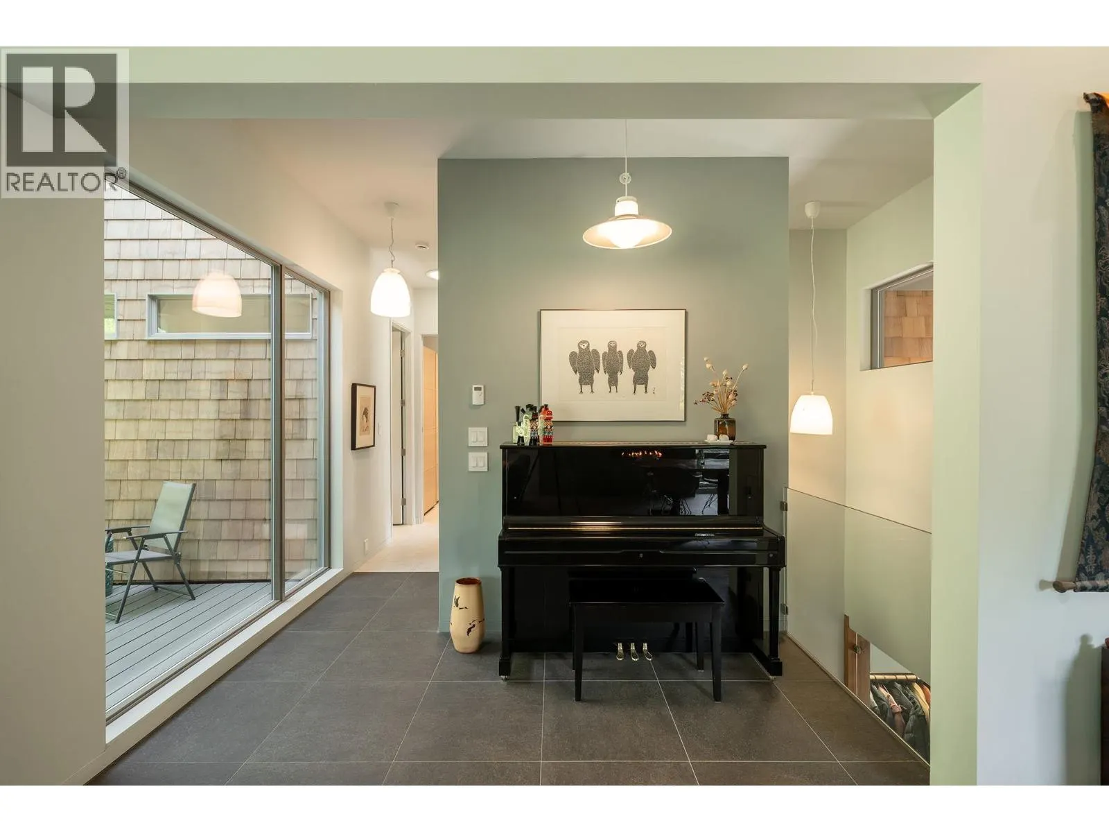 1754 FRANCES WALK