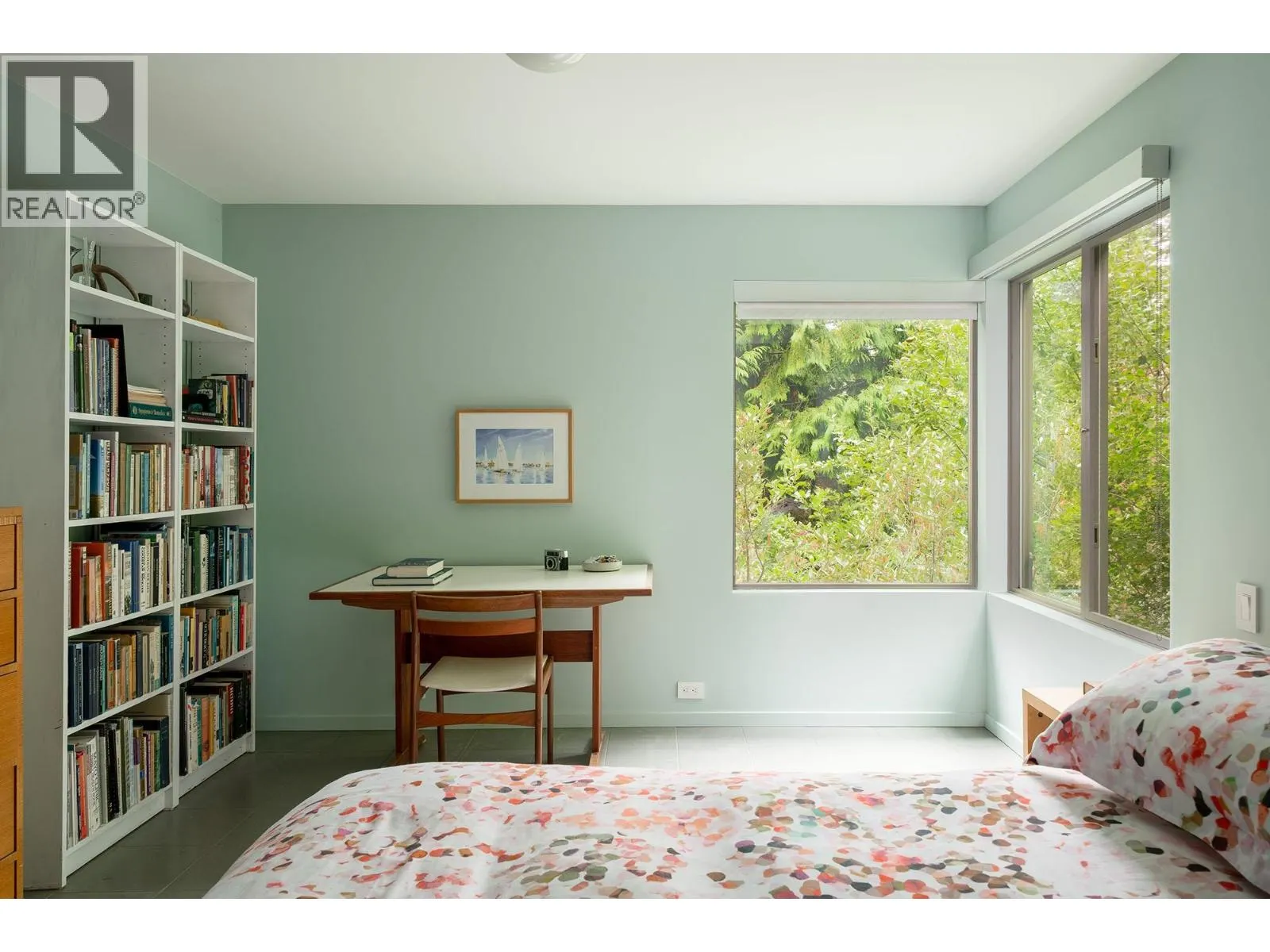 1754 FRANCES WALK