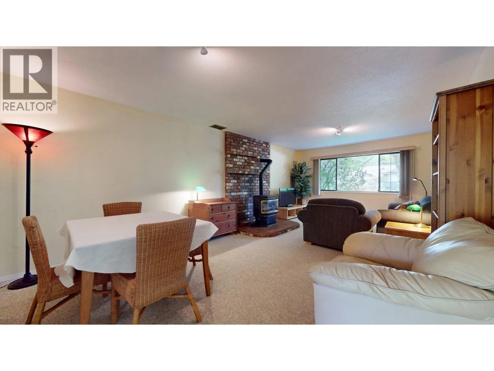 41343 KINGSWOOD ROAD