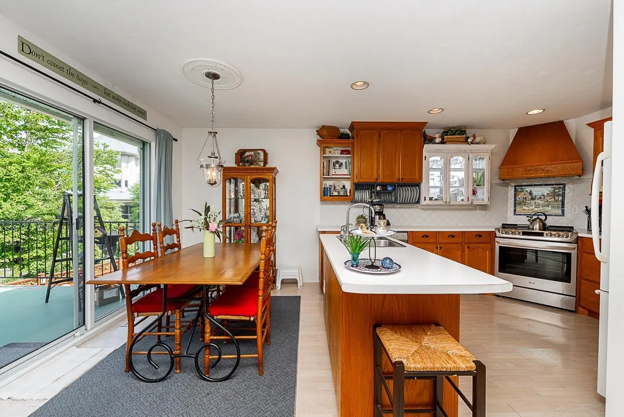 7652 SAPPHIRE DRIVE|Sardis West Vedder