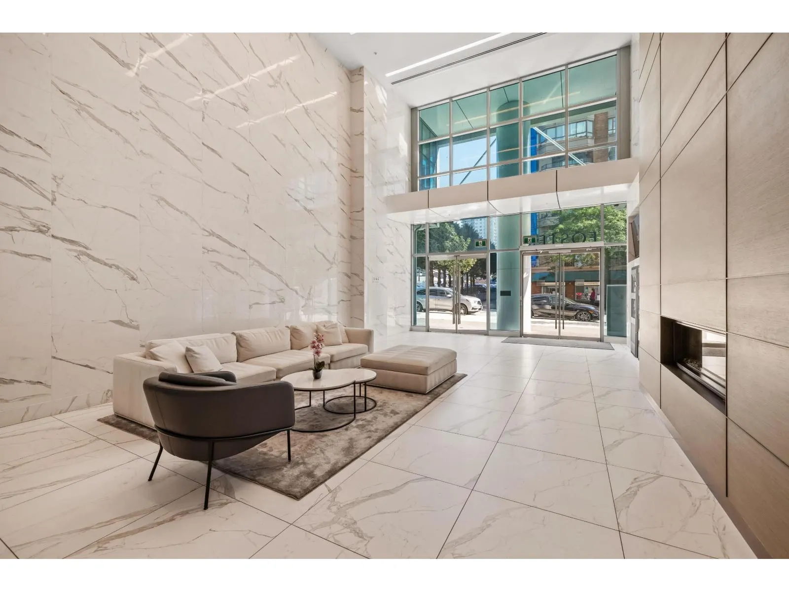 1804 1501 FOSTER STREET