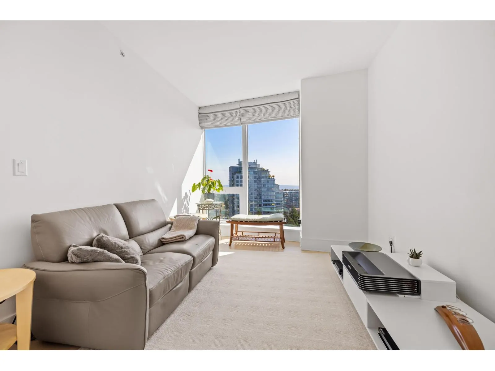 1804 1501 FOSTER STREET