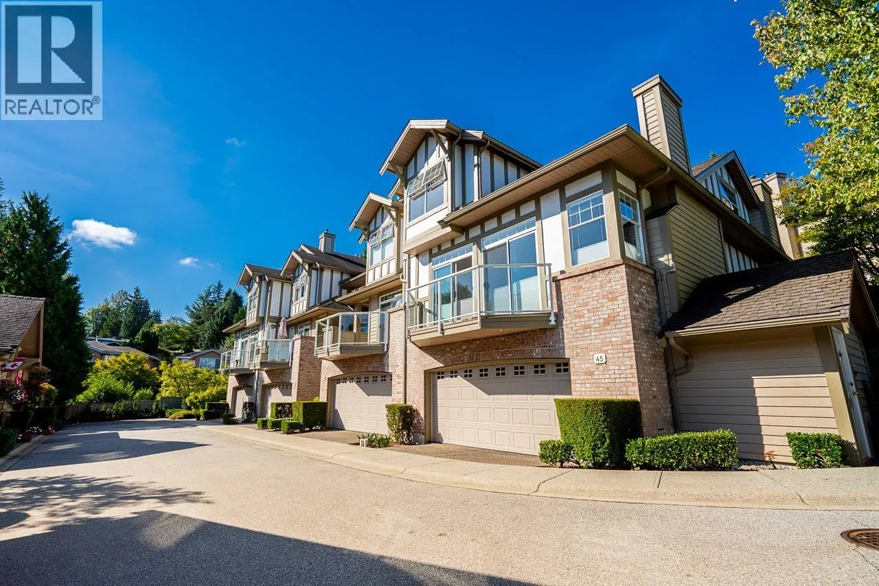 45 5221 OAKMOUNT CRESCENT
